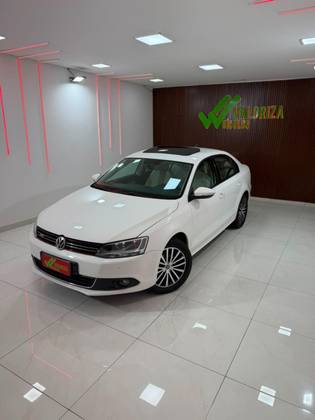 VOLKSWAGEN JETTA 2.0 COMFORTLINE FLEX 4P TIPTRONIC VOLKSWAGEN JETTA 2.0 COMFORTLINE FLEX 4P TIPTRONIC